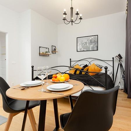 Central Studio Apartment Marszalkowska By Renters Varsóvia Exterior foto